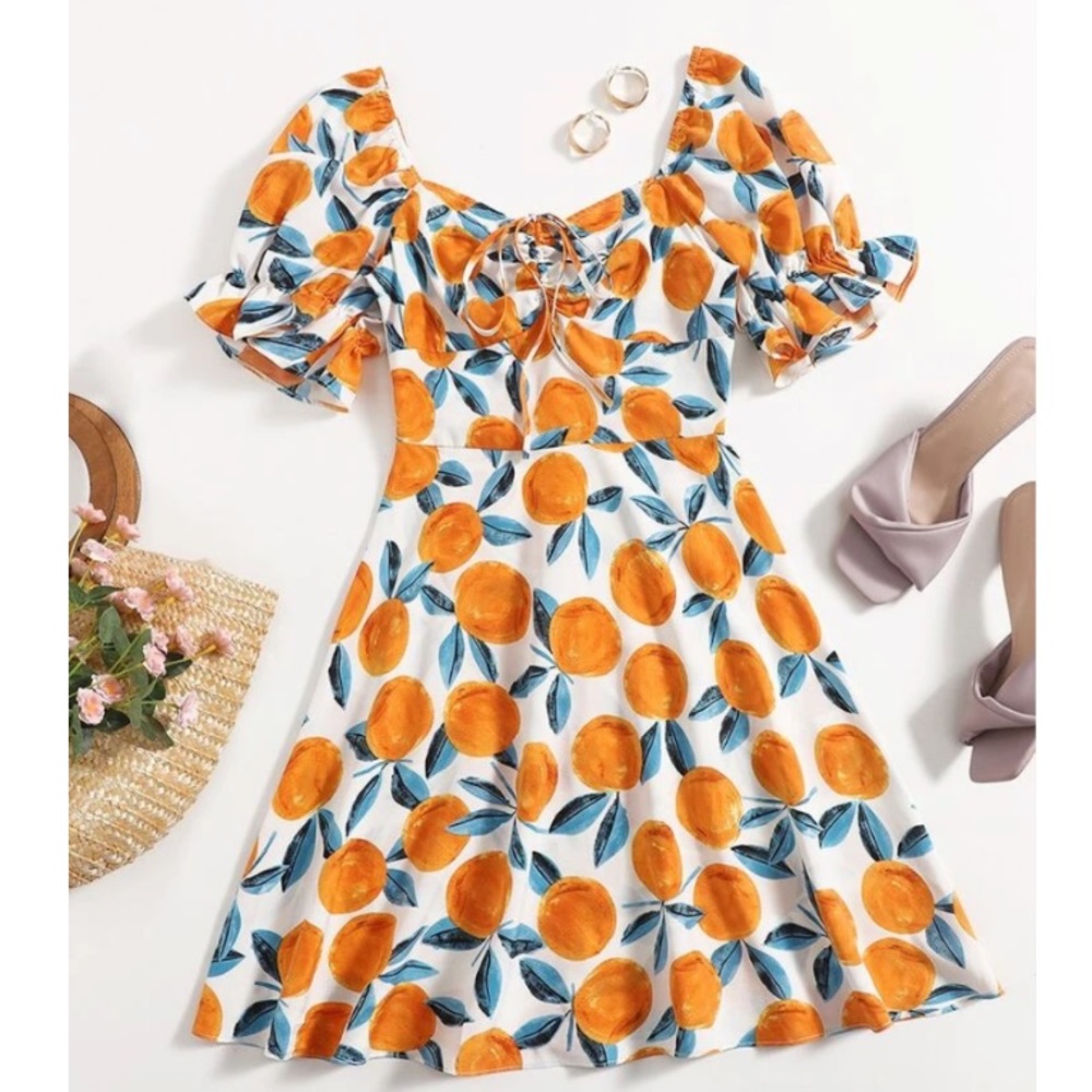SHEIN Sweetheart Neck Orange Pattern Dress